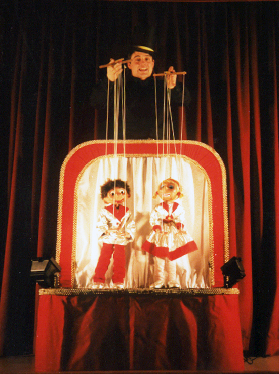 Marionnettes, Bibi-schott, clown, marionnettes à fils, spectacle pour enfants, animations pour séniors,